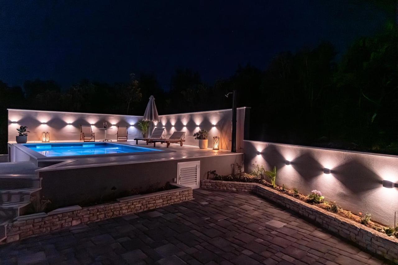Luxury Nest Maretta & Oliva Apartma Medvinjak