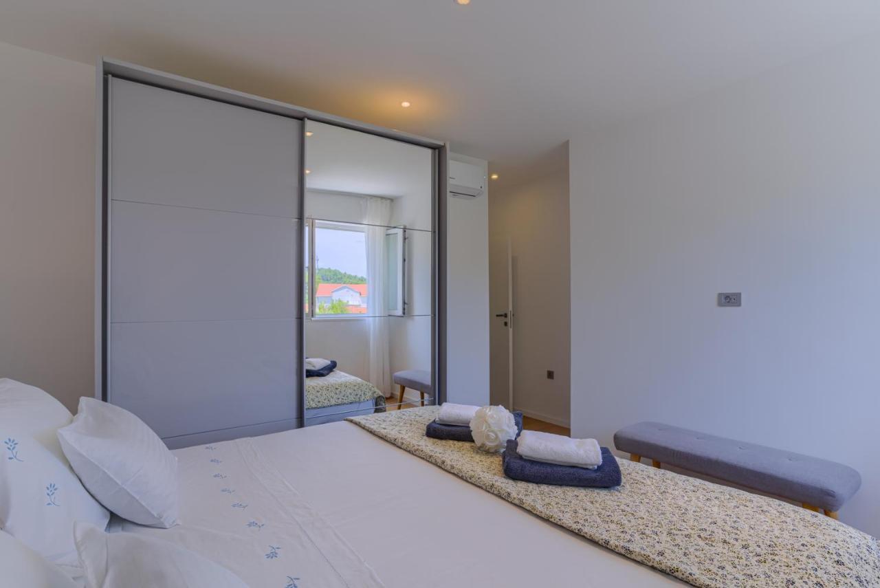 Luxury Nest Maretta & Oliva Apartma